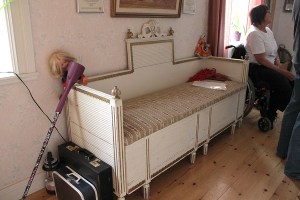 Swedish Bridal Bench 1650 